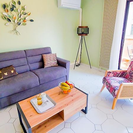 Appartement Regard Sur Les Remparts - Terrasse & Parking à Avignon Extérieur photo