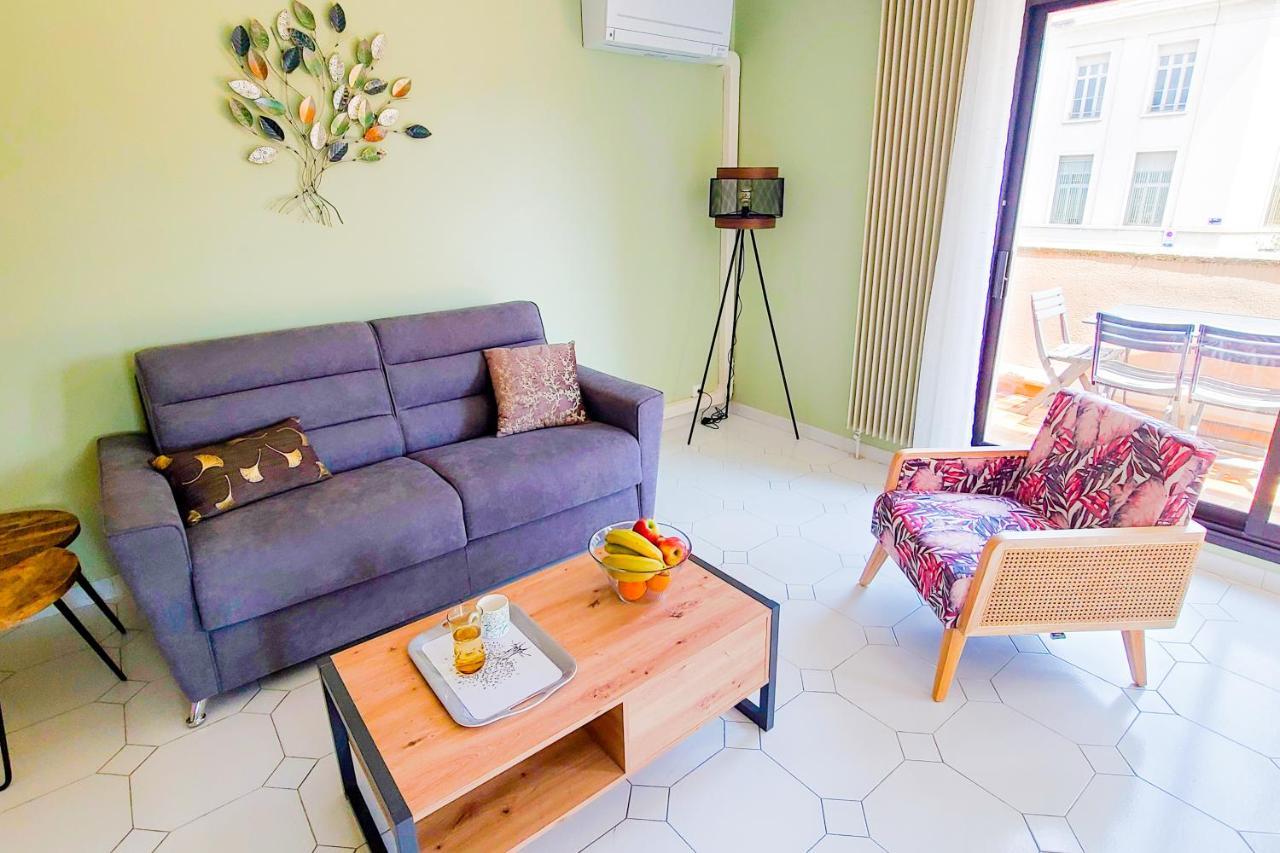 Appartement Regard Sur Les Remparts - Terrasse & Parking à Avignon Extérieur photo