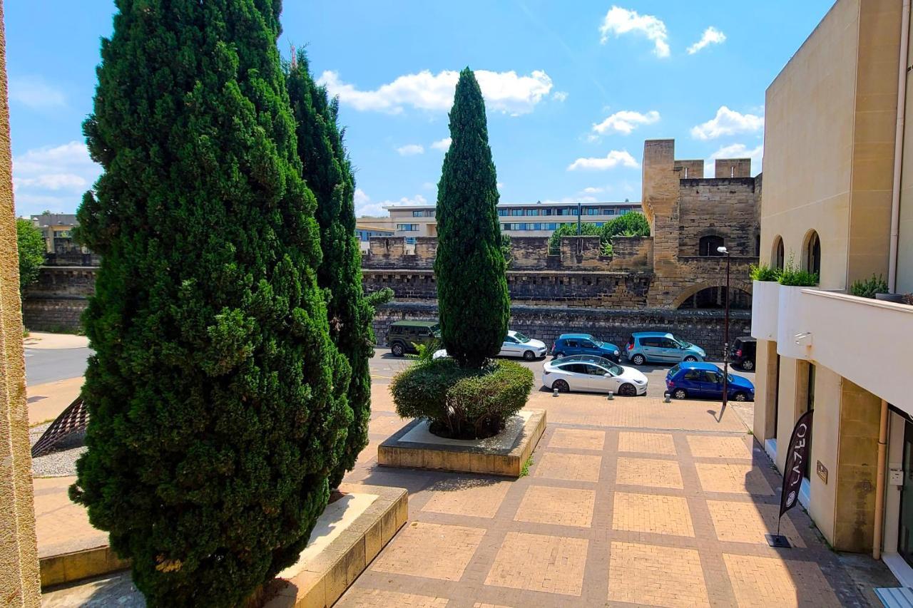 Appartement Regard Sur Les Remparts - Terrasse & Parking à Avignon Extérieur photo