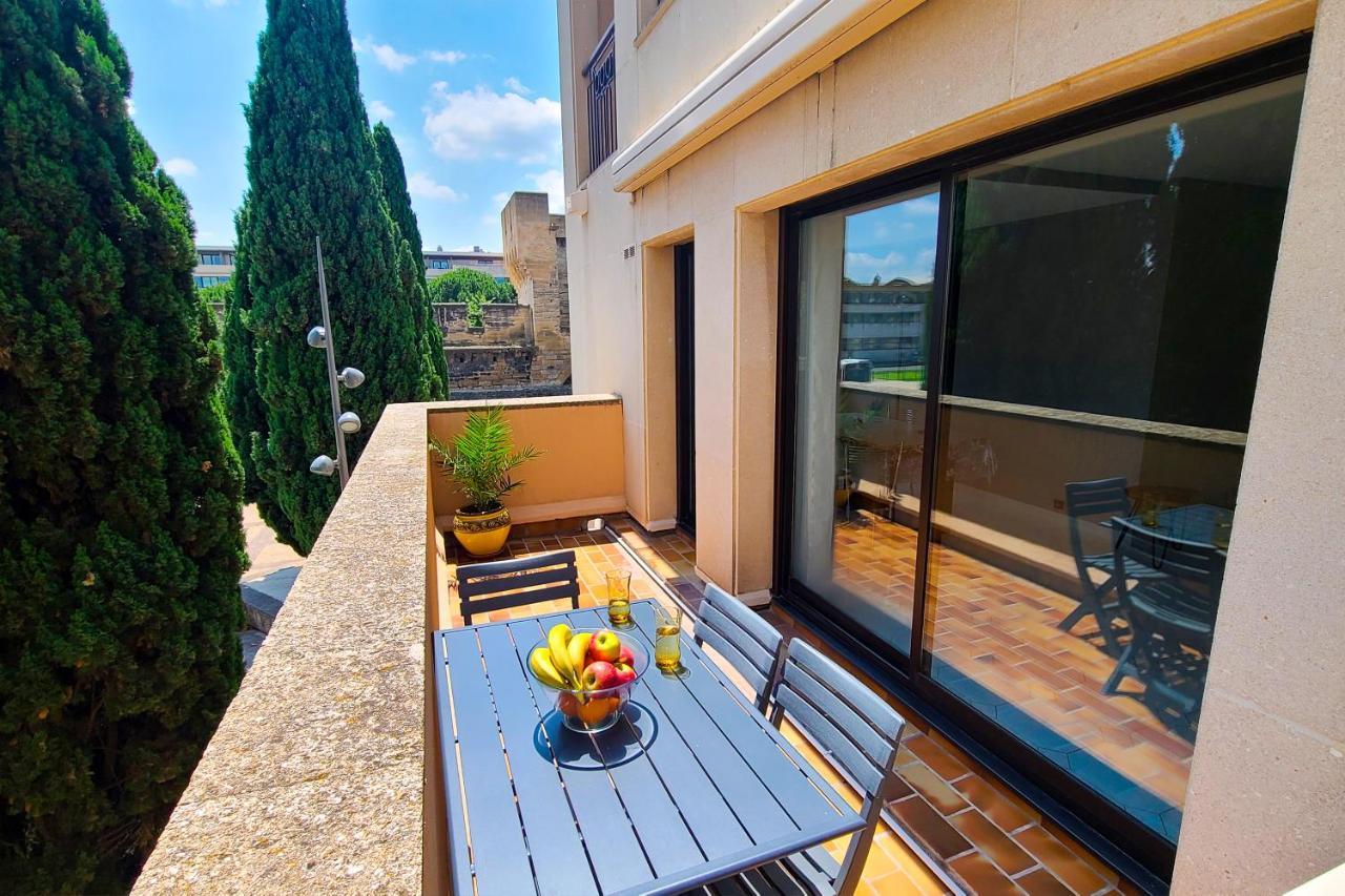 Appartement Regard Sur Les Remparts - Terrasse & Parking à Avignon Extérieur photo